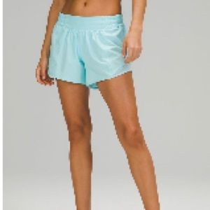 Lululemon 4” size 0 hotty hots icing blue